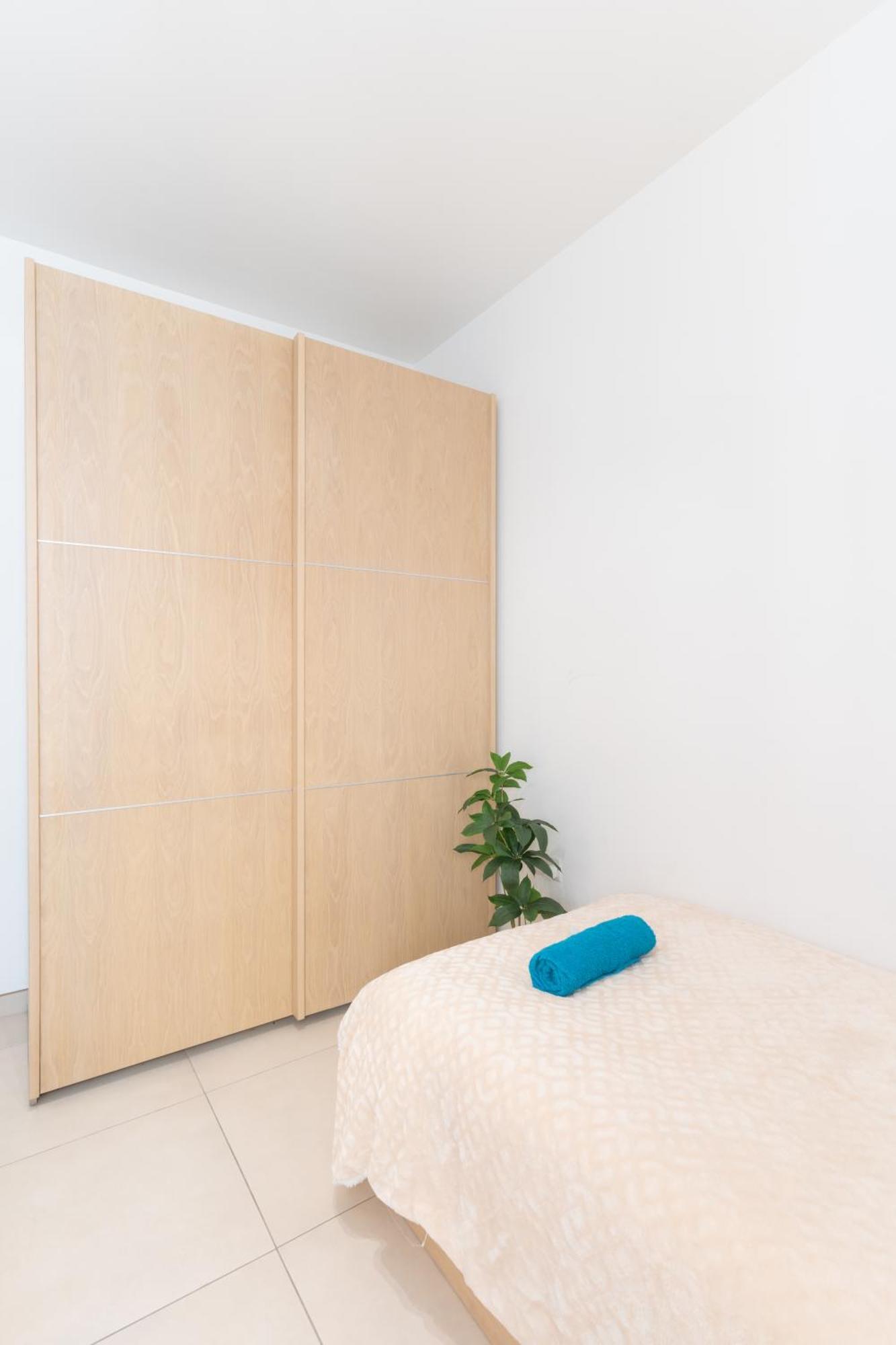 2 Bedroom In Central St Julians Prime Location In Paceville Apt 3 By Vaganza Сент Джулианс Экстерьер фото